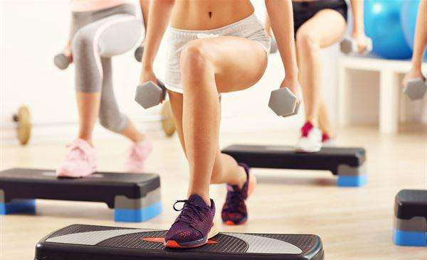 如果要藉着运动来减肥，一定要配合有氧运动，而且要有专业的运动处方。