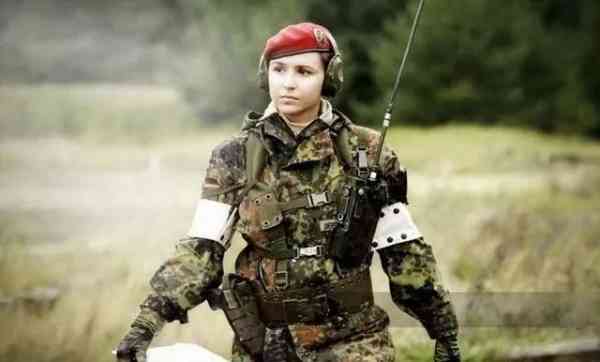 德国陆军女情报军官。