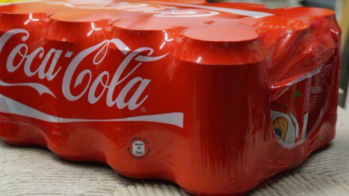 朝鲜对可乐实行了禁令，所以一般很难找到它。