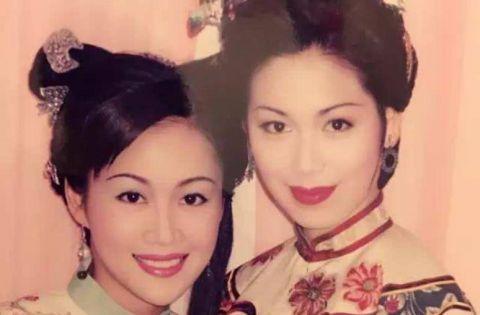 跟梁小冰(左)各有各美!