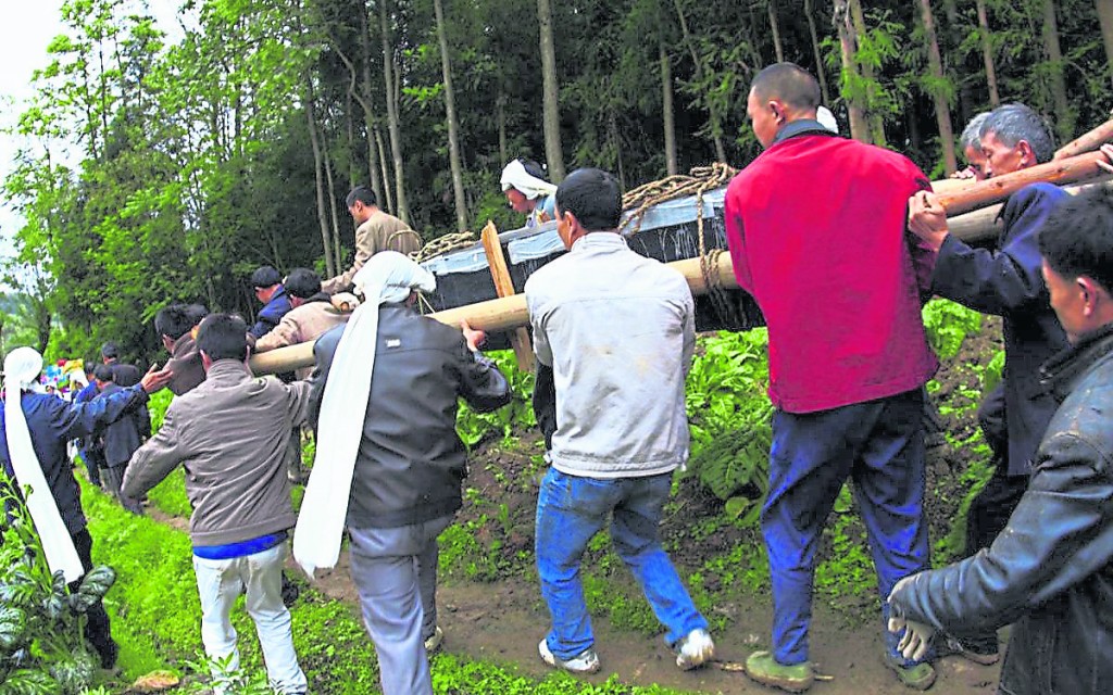 误葬养尸地子孙万劫不复 | 新生活报 - ilifepost爱生活