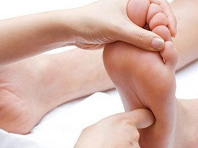 按摩足部穴道的4大益处