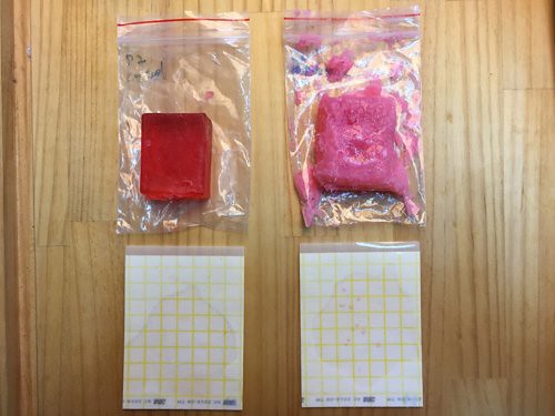 实验三天后，左边为正常肥皂生菌数，右边为已软烂的肥皂生菌数。