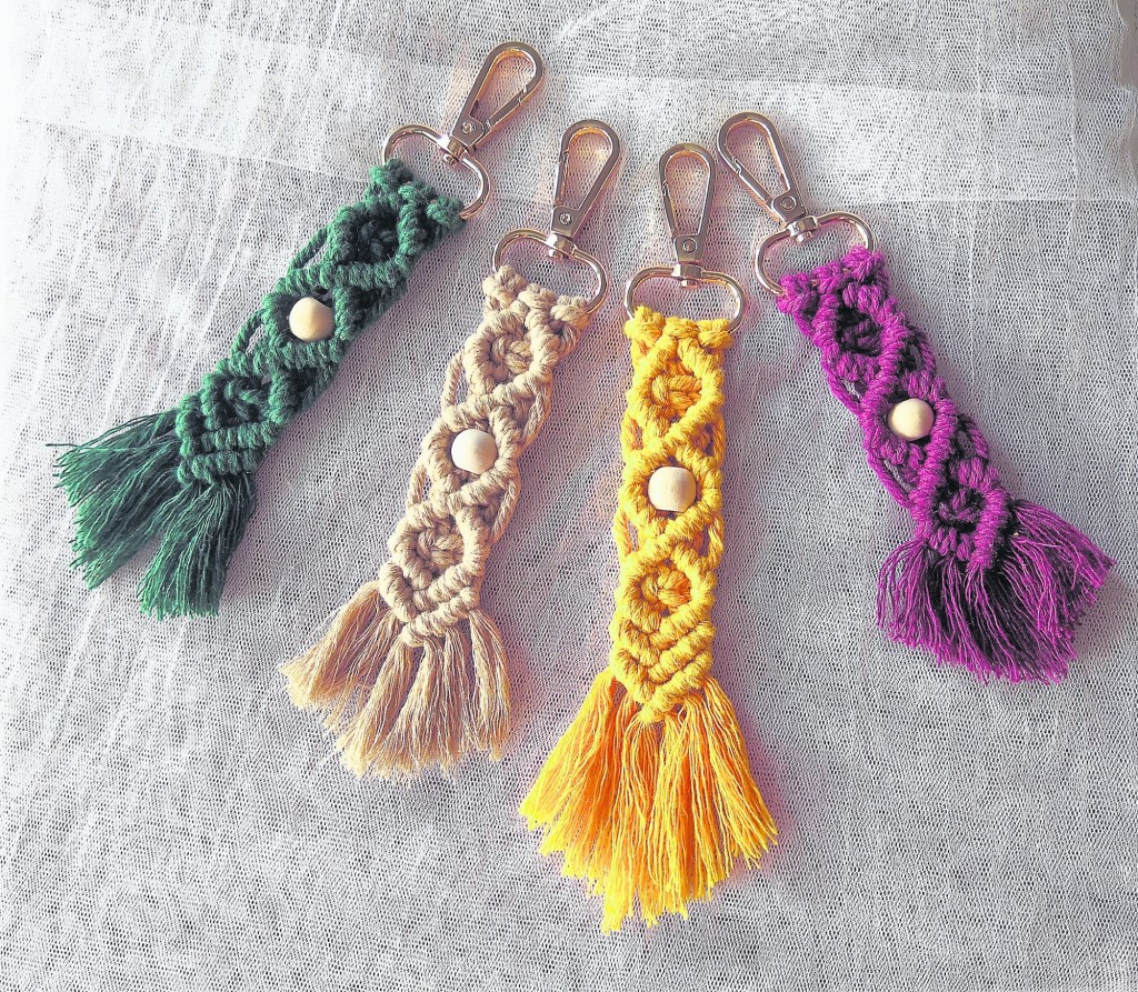 用绳结做挂饰特别漂亮.