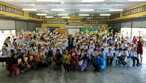 吉打中华华小圆满完成第130场老人愿传承孝道分享会,一共有170位受惠的学生和老师们。