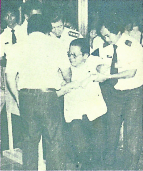 5月18日林吉祥乘机飞返吉隆坡，一下飞机他就被逮捕了。而后在内安令下被扣留16个月，直到1970年10月1日获得释放。
