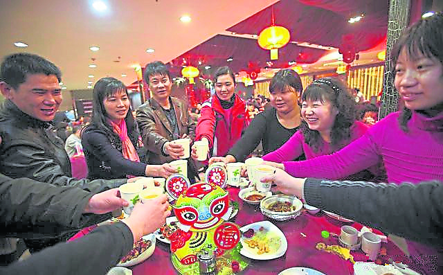 中国竞办升学宴之风甚盛。