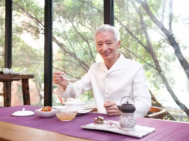 养生专家李凤山