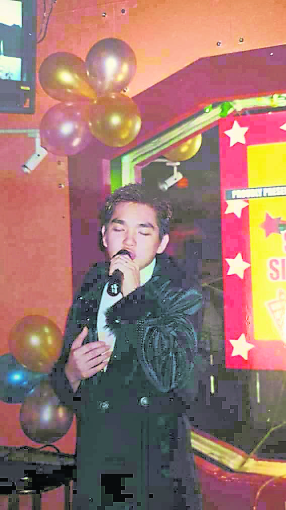 宇翔曾在歌唱擂台战上唱赢表哥天翔夺得冠军，让他直喊不可思议。