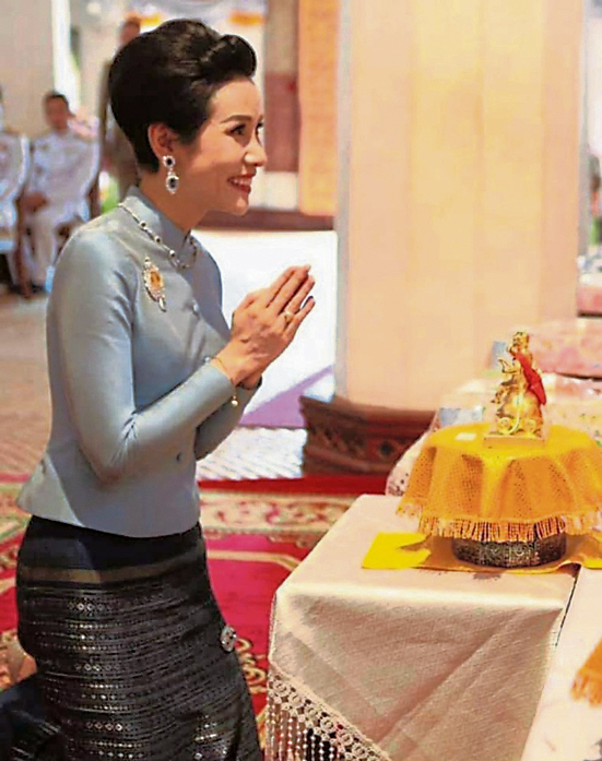 据闻，早期泰国皇妃失宠时曾到庙里来求拜天童（宋纯）许愿，在宫内也有供奉天童（宋纯）金身。