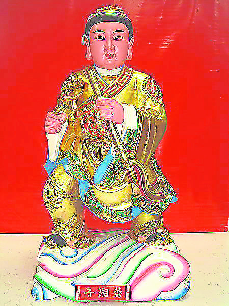 韩湘子是道教八仙中比较年轻的一位神仙，也是历史上确实存在的人物。
