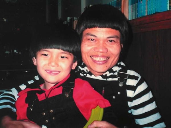 叶小霆非常敬业,每次出席活动都会用心打扮一番,可以说是每次都有