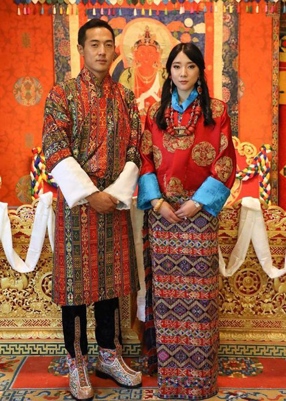 去年不丹喜事连连，公主尤普玛宣布结婚，下嫁王后的弟弟达绍，亲上加亲。
