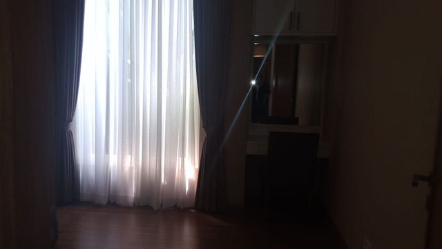 一般夜盲症患者会出现周边视野受阻的征状。