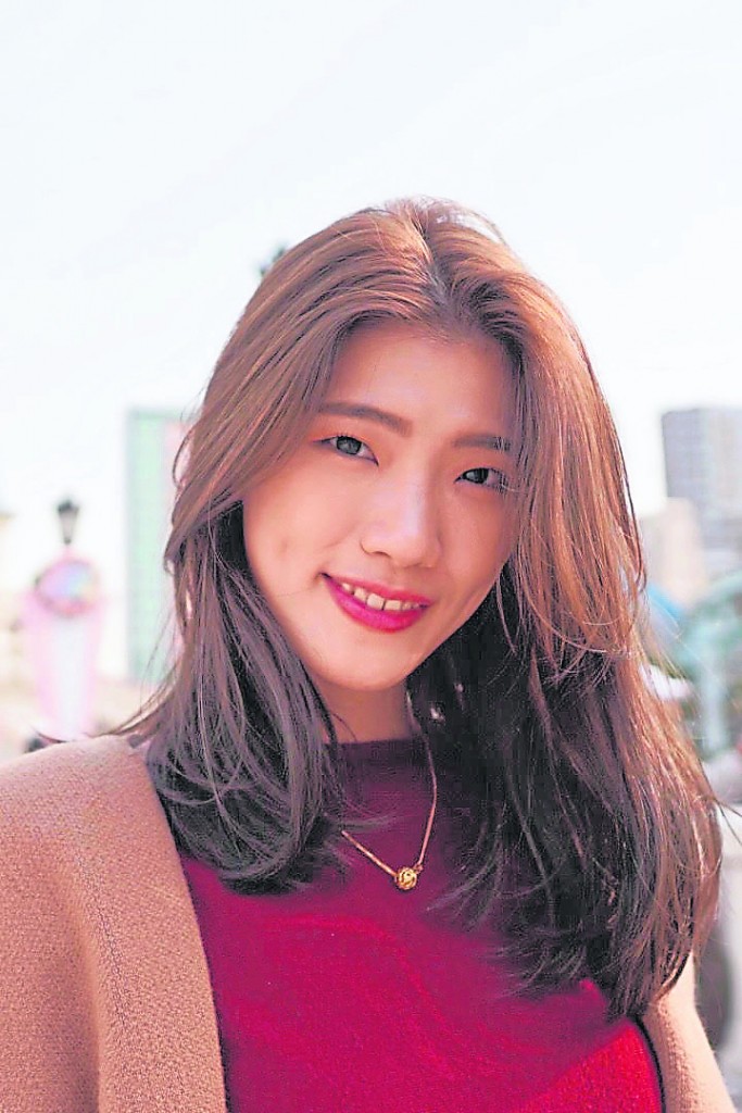 陈施颖(Carol)不断专研烘焙技术,终摇身一变为治愈系甜点可爱的马林糖“师傅”。
