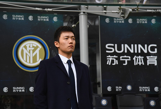 苏宁成为意甲首个夺冠的中资集团，29岁张康阳成为俱乐部历史上最年轻的冠军主席，创造5大纪录。