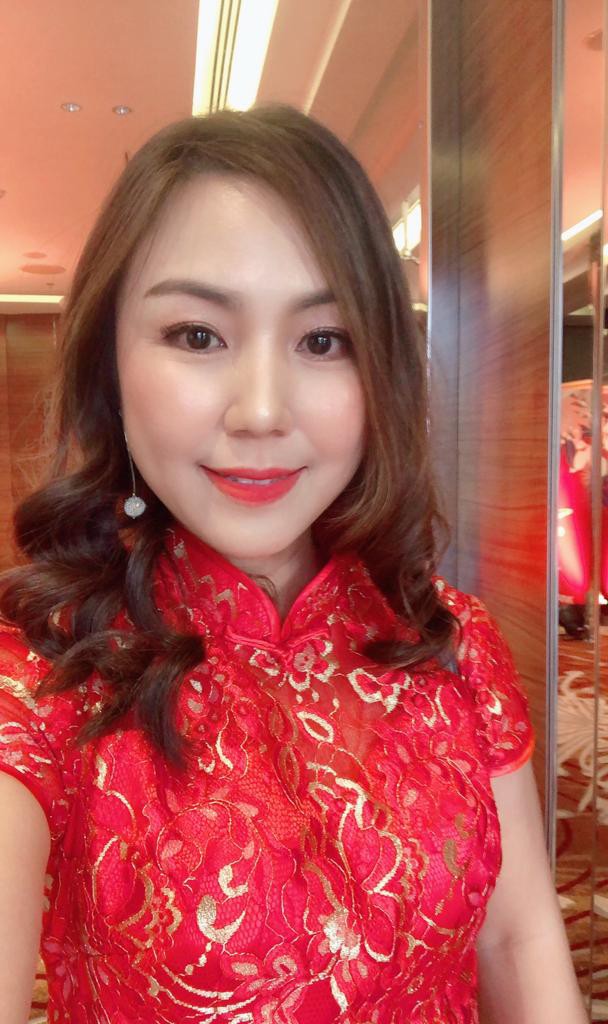 Christine拥有很好的福报,遇上幸代慈善机构的陈颉穆师父,陈师父成了她的贵人,令她的生活有了一百八十度的改变。