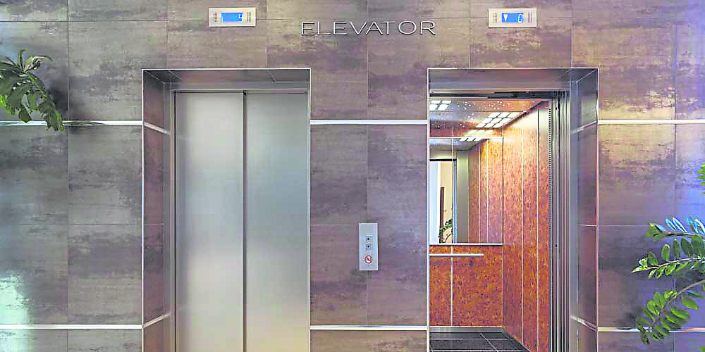 准备当老板的你，店铺要避开直对马路或电梯，大门正对电梯好运会被电梯开合吸走。