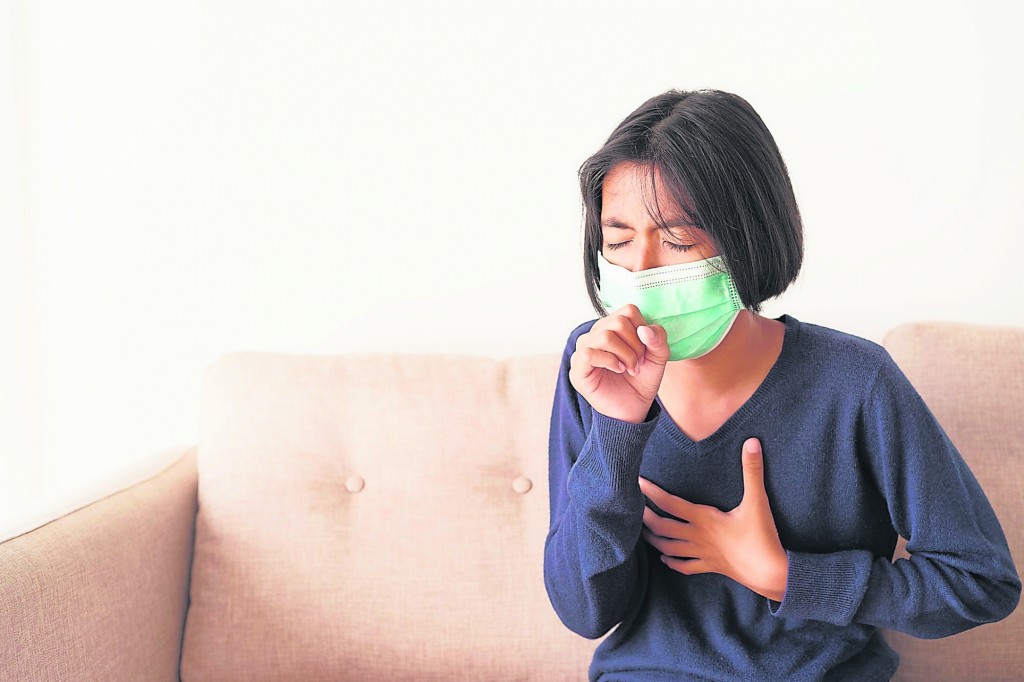 新冠疫情继续肆虐全球,加上变种病毒Omicron让多个地区疫情大爆发,各地确诊人数再次升温。