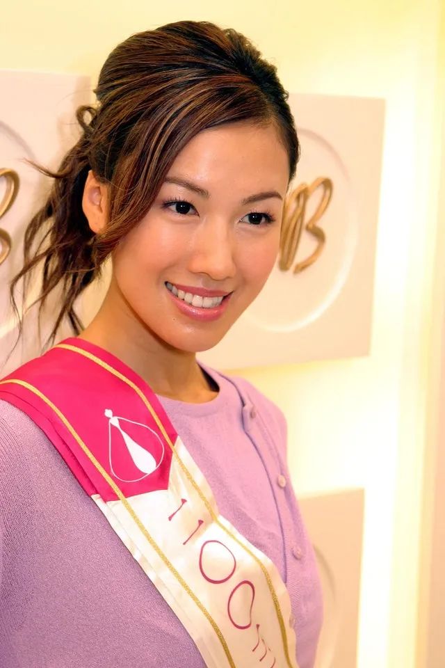 家道中落进圈拍戏替父还债 相恋5年男友出轨闺蜜 4