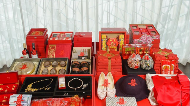 古代人娶亲的时候,男方送给女方的聘礼或礼金会根据双方家庭的实际状况而定。