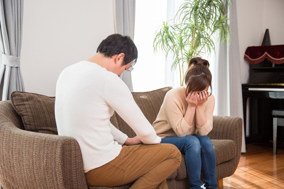 男主人健康因家宅风水有损伤,夫妻感情更因而出现问题。