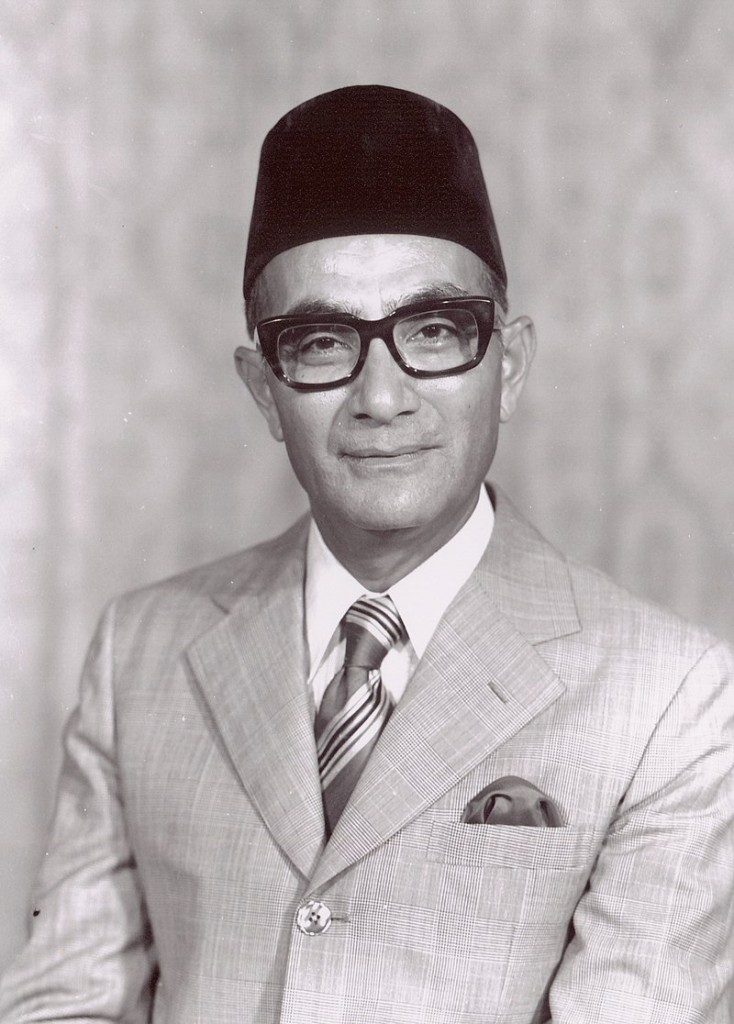 Tun_Hussein_Onn_potrait