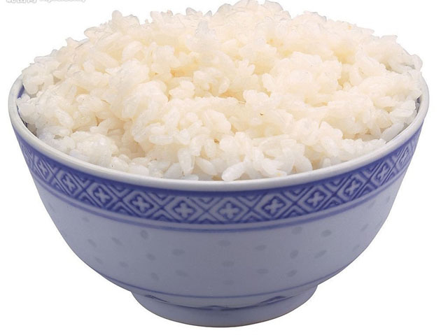 白饭等单糖食物会令升糖指数变高,影响胆汁分泌。