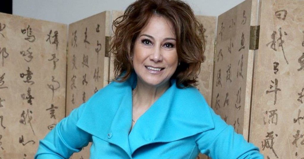 甄妮向媒体回应躺着也中枪,不关她的事。