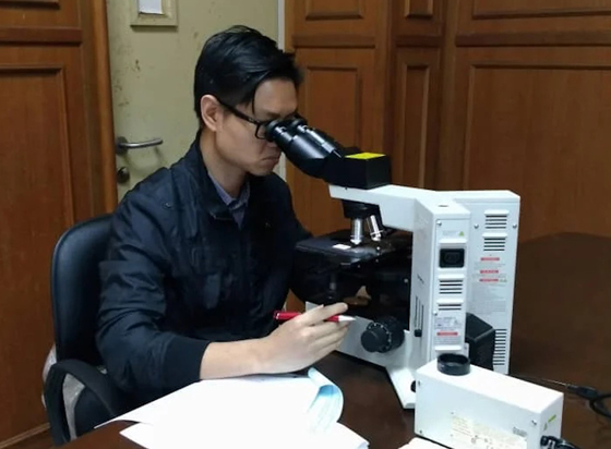 法医陈然致表示,每一个身体部分都可以在一定程度上帮助他们确认死者身份。