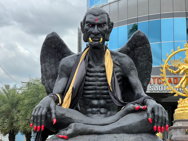 Bangkok,City,thailand-2023-08-16:thai,Deity,Kru,Kai,Kaew,Or,The,Great,Master
