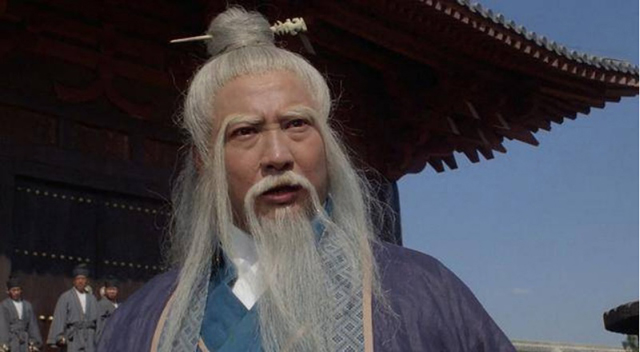 为了知晓长寿的方法,王世宁四处寻觅,渴望找到一些世外高人,向他们进行学习。