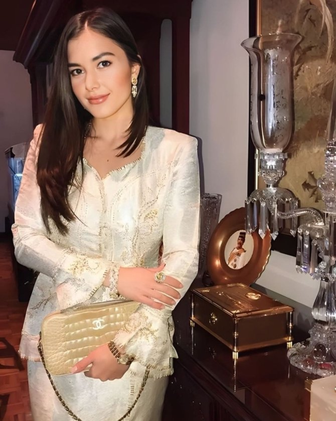 g_8___8_potret_anisha_rosnah_calon_istri_pangeran_brunei_abdul_mateen_cincin_tunangan_berlian_raksasa_-_nikah_januari_2024_p_anisha_isa-20231009-003-non_fotografer_kly