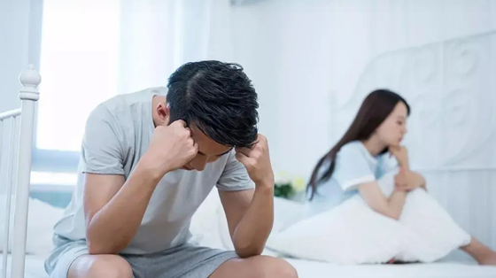 桃木雕成的斧头,在风水上能够斩妖除魔断祸根。