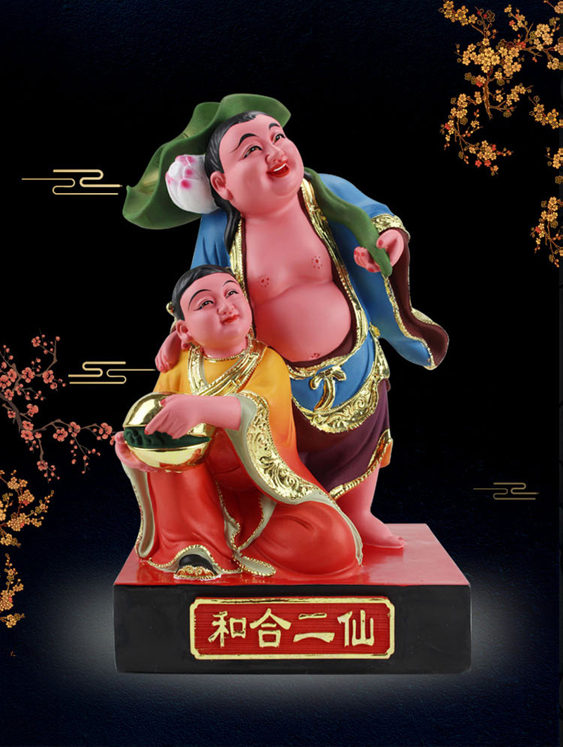 “和合二仙”是中国传统典型的象征形象，而且百年来作为“家庭和合、婚姻美满”的意义早已深入人心。