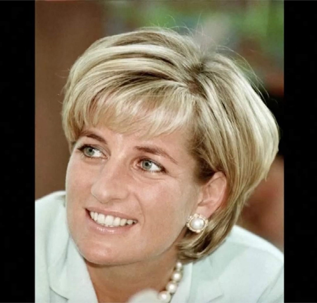 英国王妃戴安娜。