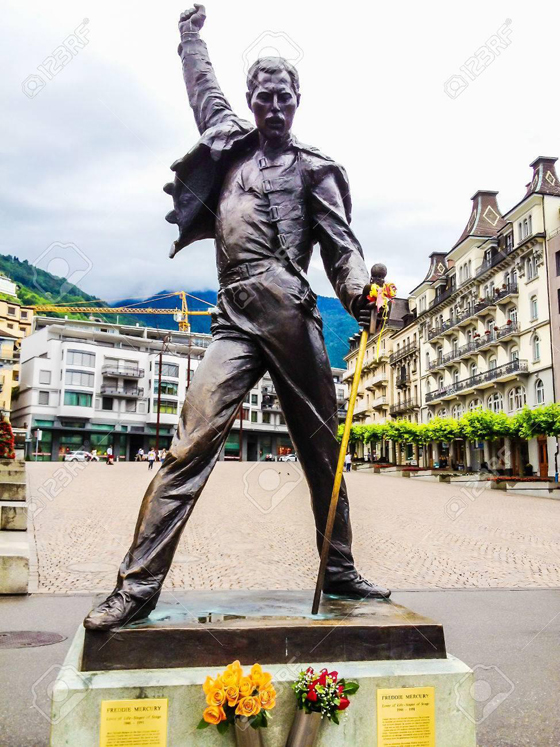 Queen主音Freddie Mercury铜像竖立在瑞士日内瓦湖。