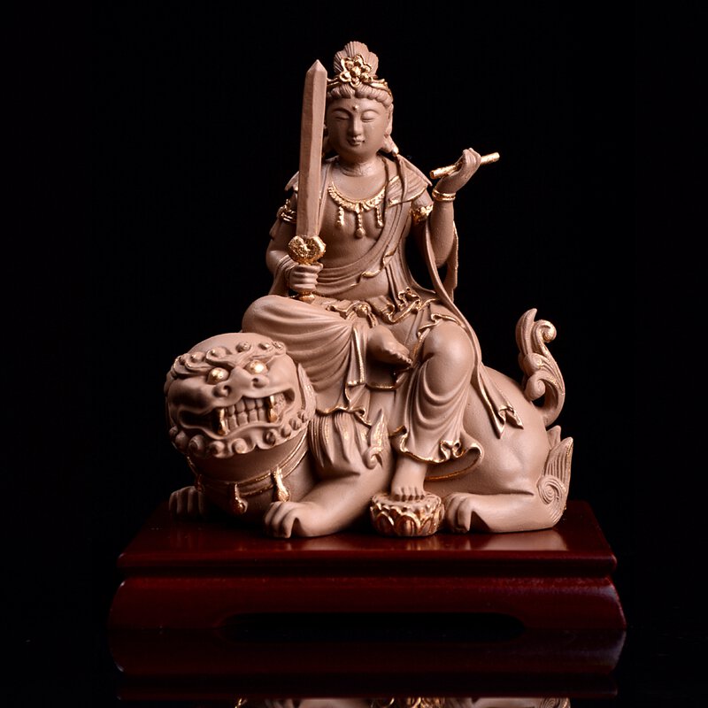 文殊在佛教中是智慧的象征，其注重一切般若，被称智慧第一。