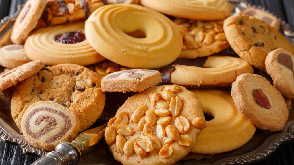 230404182403-02-added-sugar-042023