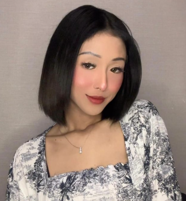 另一位小三莎拉雅斯敏(Sarah Yasmin)发帖爆料。