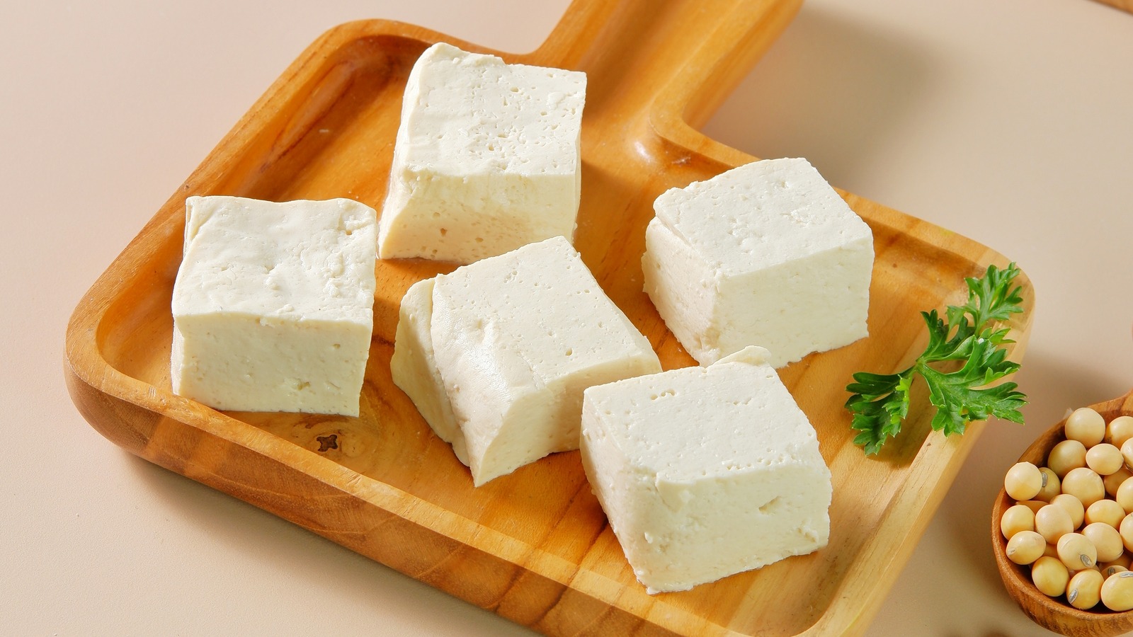 Tahu,Susu,Or,Milk,Tofu,Is,Made,By,Coagulating,Soy