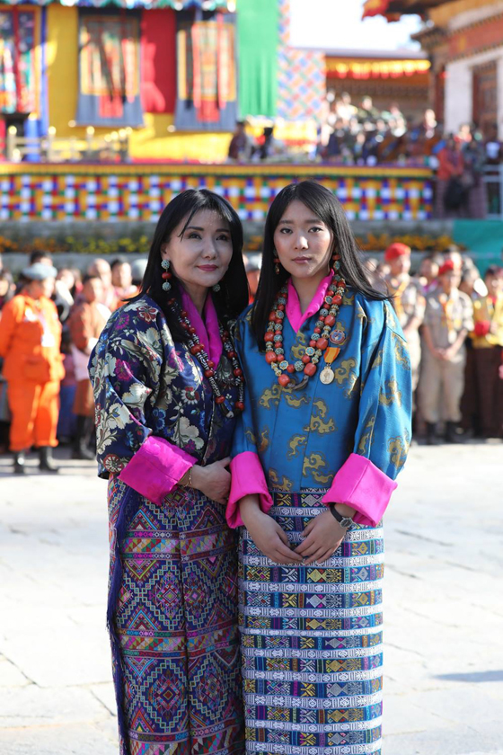 尤普玛公主是不丹国王凯萨尔·旺楚克同父异母的妹妹，母亲是四王母。