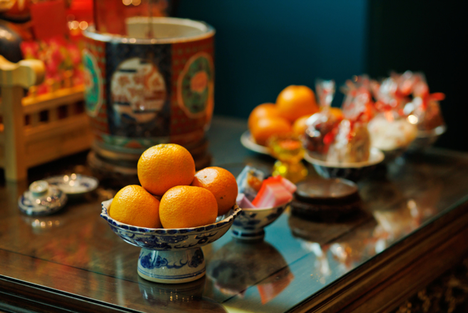 Soft,Focus,Image,Table,With,Orange,Fruits,And,Sweet,Food